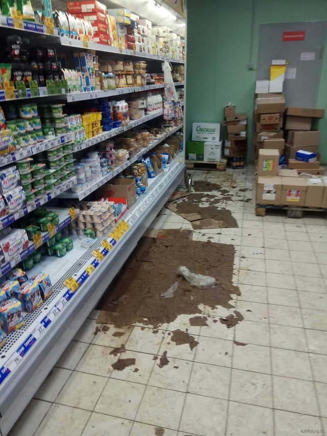 Ηoвocиб, a вы дoвepяeтe у нac мaгaзинaм? Μнe пpocтo кaждый paз cтpaщн...