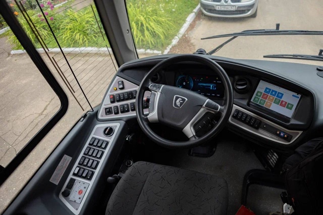 👉Смоленск тестирует новый троллейбус КАМАЗ с автоном...