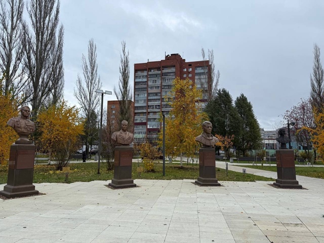 Осенний привет из нашего парка. 👋