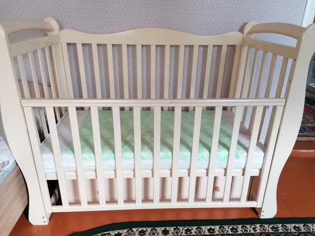 Продам кроватку в хорошем состоянии. Стоимость 6 тыс ру...