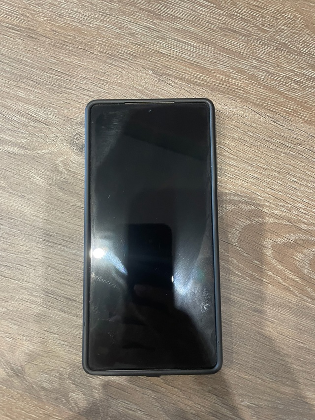 Найден телефон около Администрации г. Можайска. Обраща...