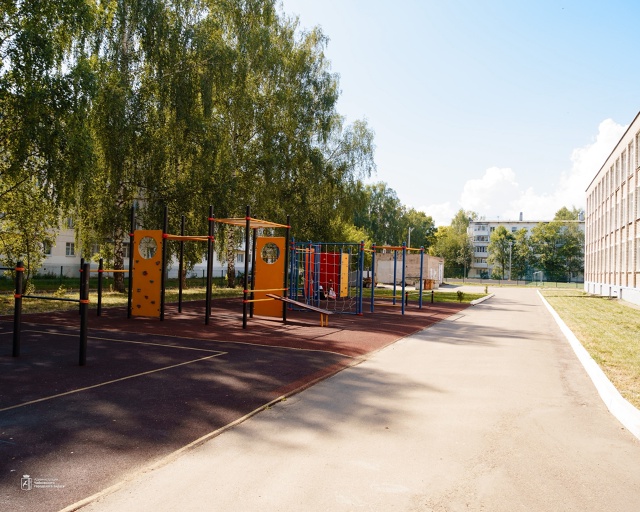 🏫 Продолжаем готовить школы и детские сады к новому у?...