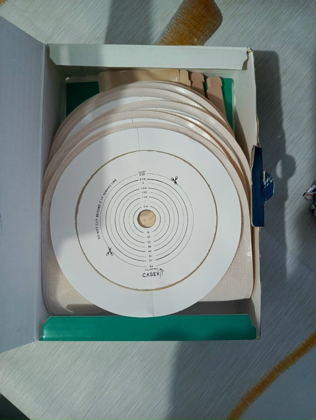 Отдам за тортик , памперсы для взрослых размер М 24шт, ст...