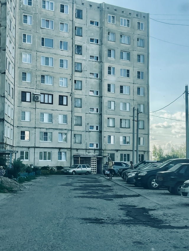 На машинке сегодня заляпали ямы внутри микрорайона! Ни...