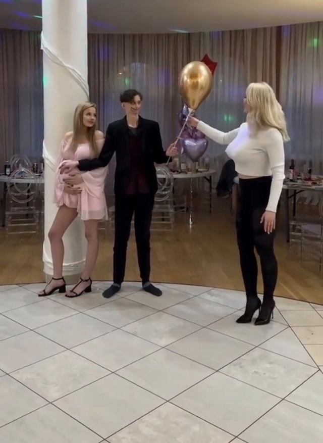 фаер шоу
