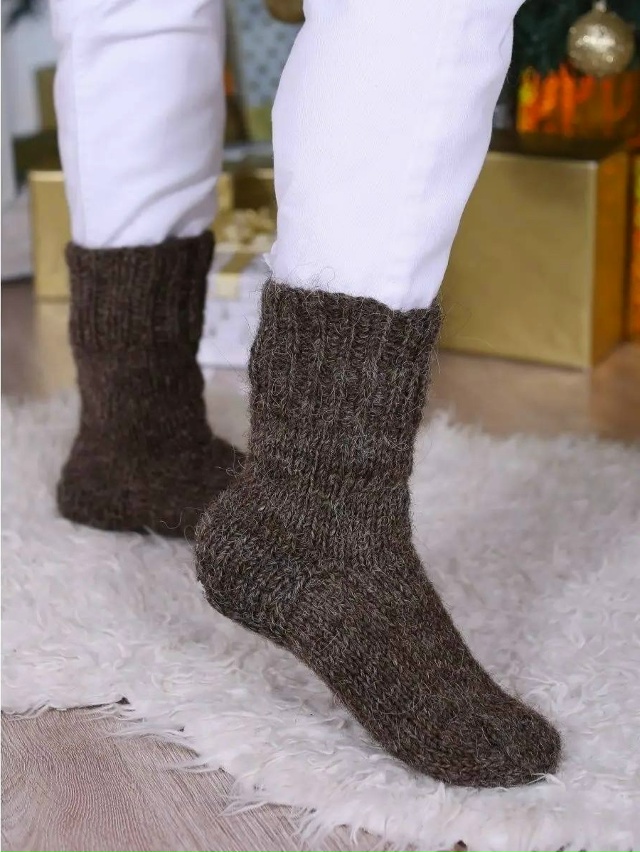 🧦 День любви к тёплым носкам отмечается сегодня.