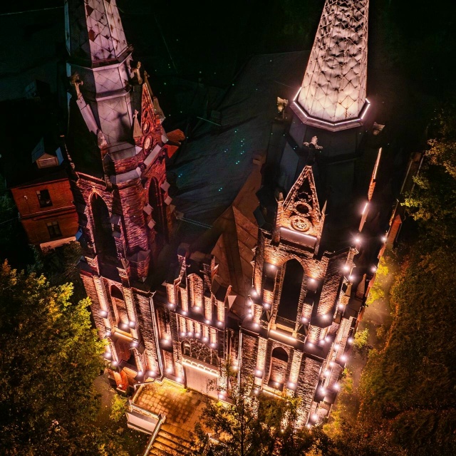 Готический собор в Рыбинске 😍
Костёл Святейшего Серд...