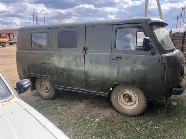 Продам УАЗ! Кузовов весь переварен сделал по груз ресо?...
