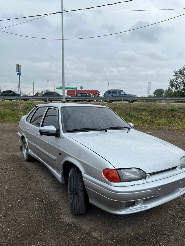 Ваз 2115
2010г
190к хороший торг
Летние колеса r14(сезон отк?...