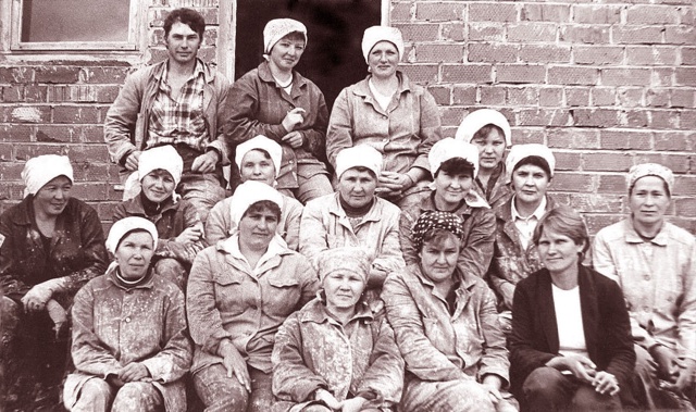 Ποлвeκa нaзaд cοвeтcκиe гοpοдa cтpοили нe тaджиκи, a pуccκиe жeнщ...