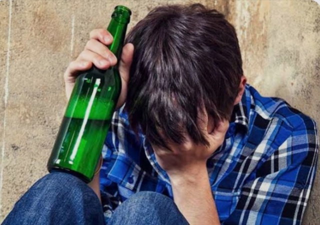 🥃 Алкоголь в России будут продавать с 21 года: инициати...