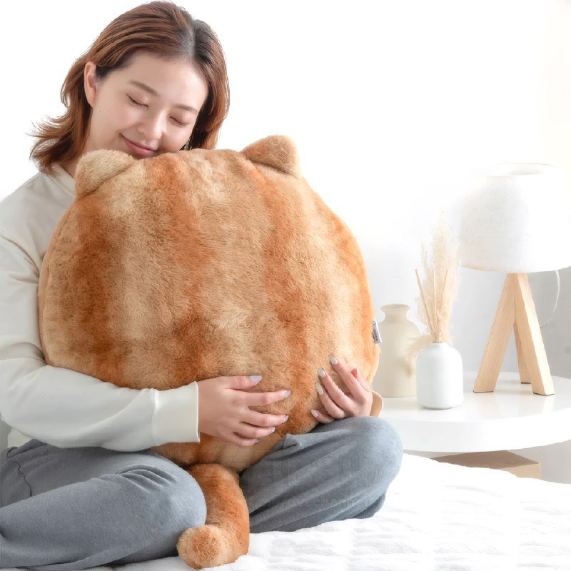 Японцы выкатили целую линейку постельного белья, которое косит под котиков
Компания Nissin делает с