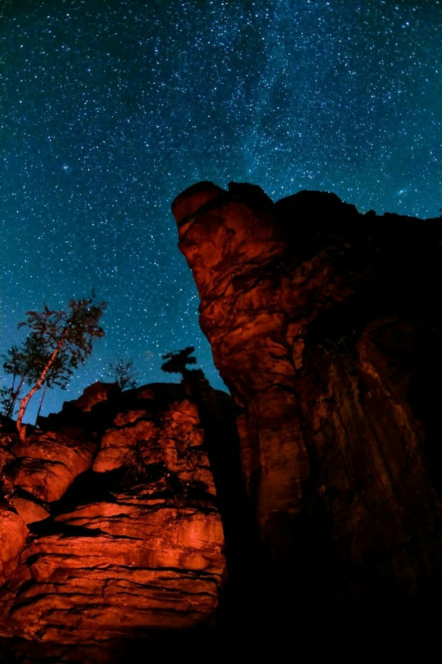 🥰✨ Звездная ночь в Каменном городе
Говорят, здесь ко?...