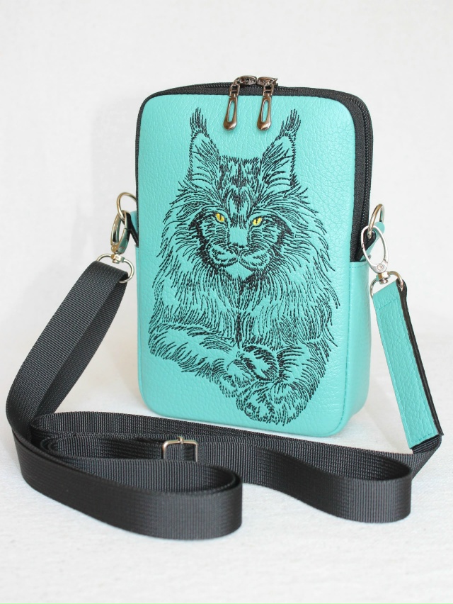 Сумки и рюкзаки с машинной вышивкой 🐈