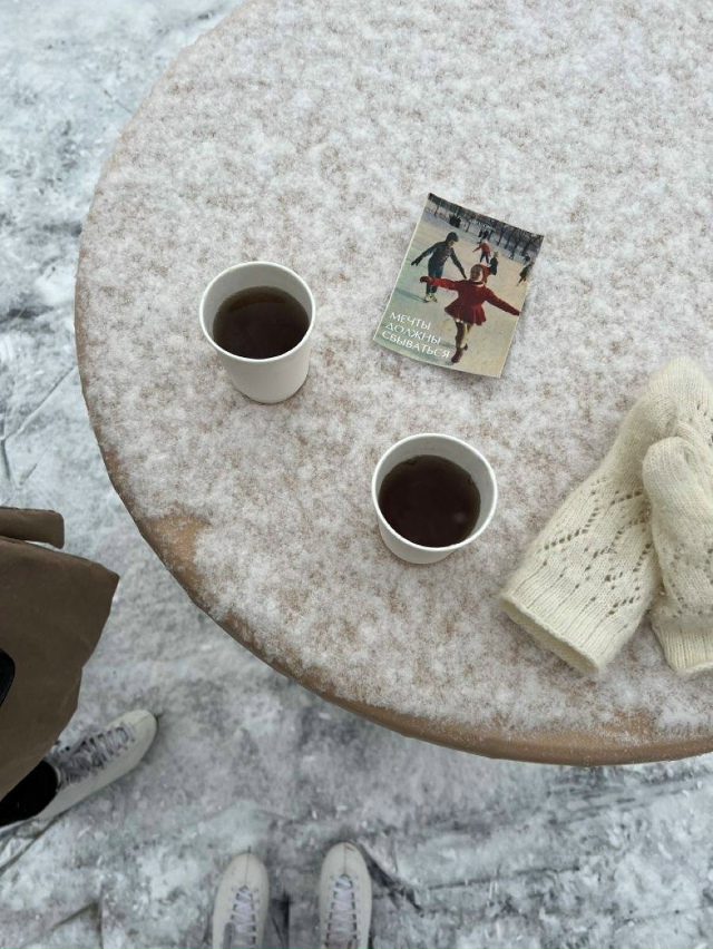 ❄️ Совсем скоро начнут работать главные катки столиц?...