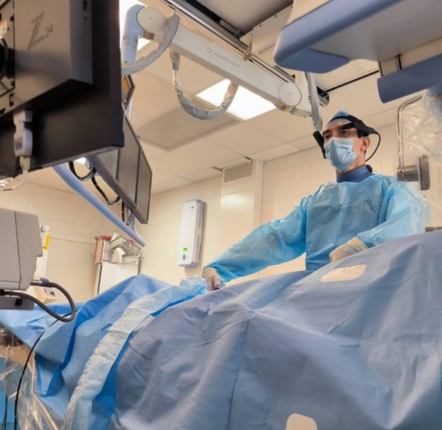 Пермские кардиохирурги впервые в России провели опера...