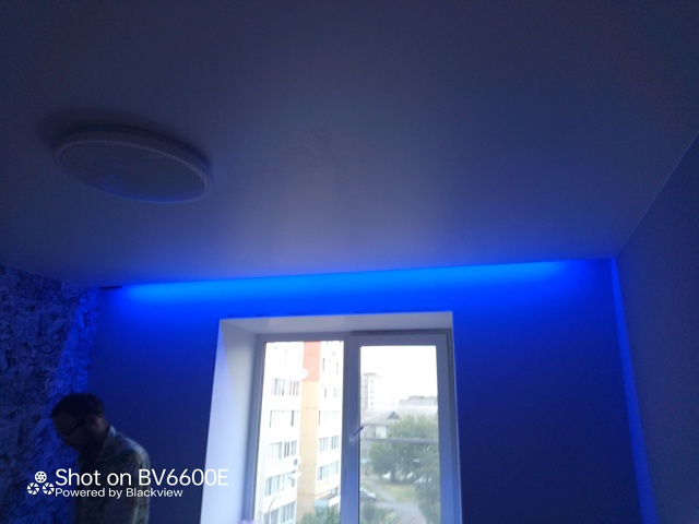 Натяжные потолки
Юрий
89087541704