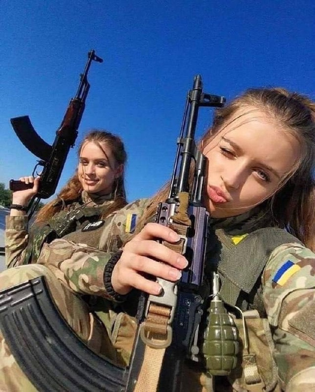 🔥 На Курском направлении были взяты в плен две украин?...