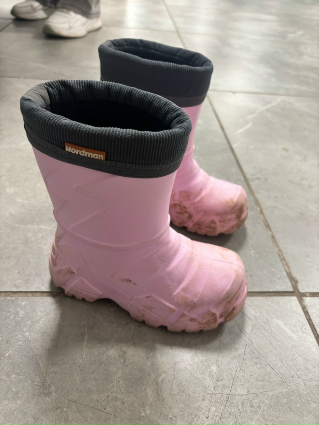 Ежедневно в 21 час по местному времени Ваши вопросы.
1⃣ ...