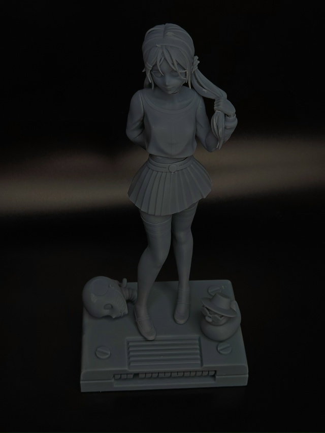 Хорнет, высота 25 см, Мита, высота 20 см.
Фигурки были нап?...