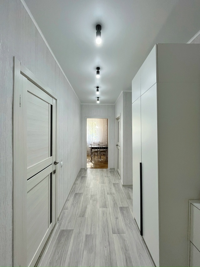 Продам 2-комнатную квартиру 46,5 квадратных метров.
Расп...