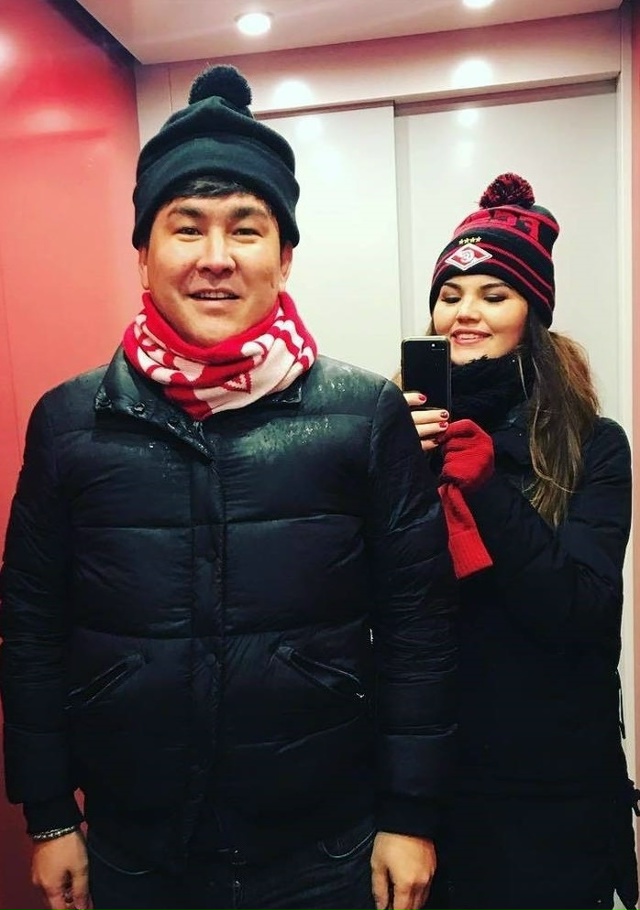 Верила в успех мужа и родила ему троих детей ?
Как выг...