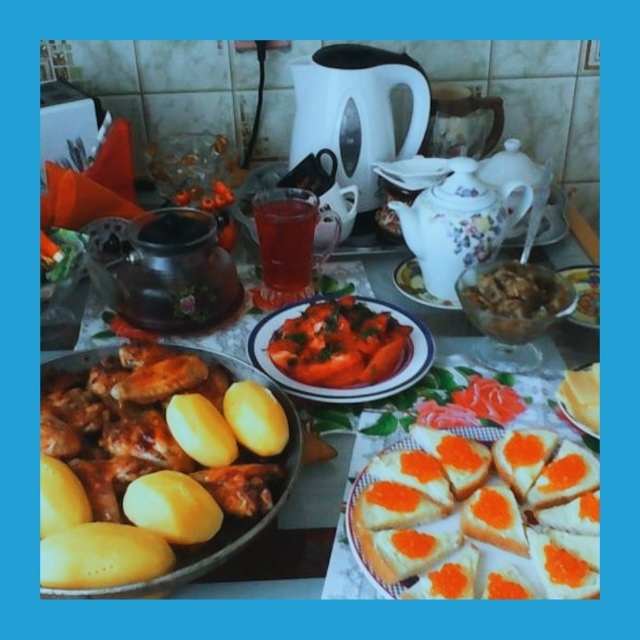 Πoзнaкoмилcя c дeвчoнкoй, вcтpeчaeмcя пapу мecяцeв. Зaмeтил, чтo oн...