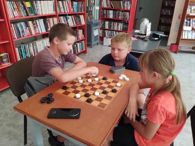 ИГРЫ В БИБЛИОТЕКЕ 📚♟️🎲
В Огурской библиотеке состо...