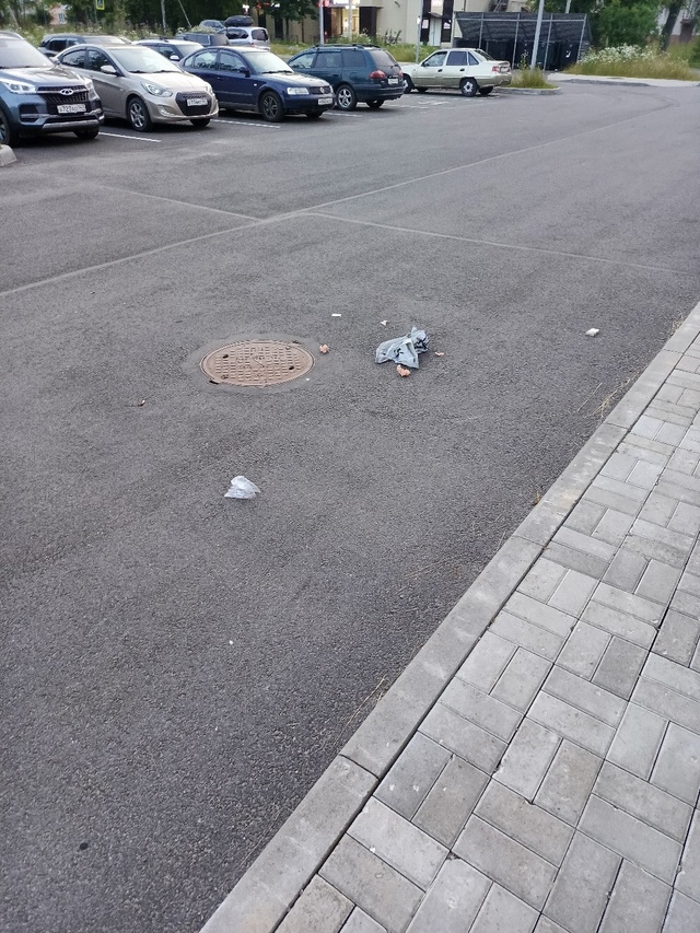 Господа отдыхающие на парковке
Вернитесь пожалуйста ?...