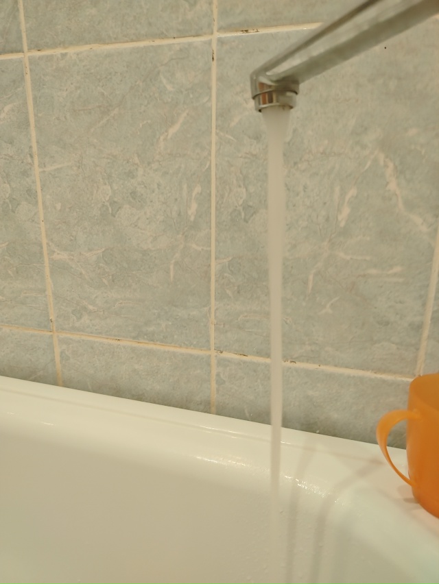 Обращаюсь к гарантирующему поставщику воды ИП Родники...