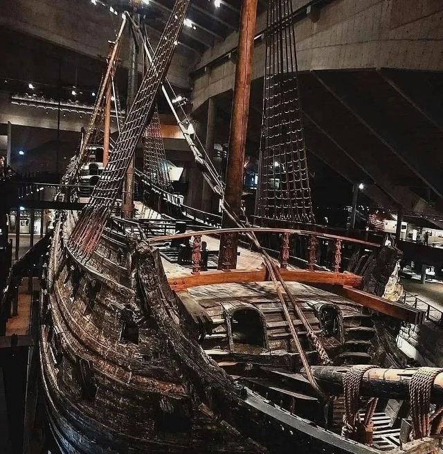 «Васа» — корабль-легенда и символ завышенных амбиций.
...