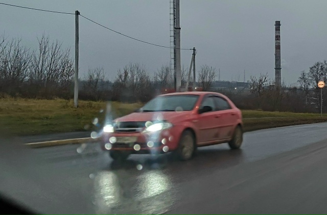 Скажите пожалуйста, а у нас в Туле вообще госавтоинспе?...