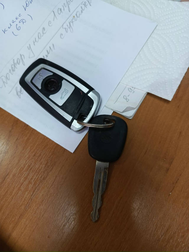 Найдены ключи на ул. садовая -17. Обращаться по тел. 8 9513299...