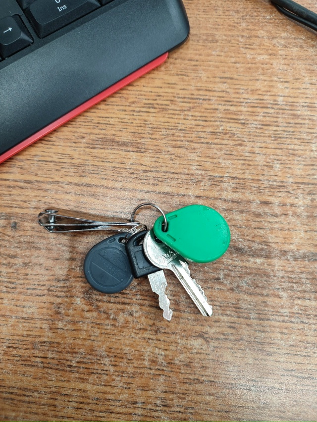 Найдены ключи, находятся на в Красном и Белом на Держав...