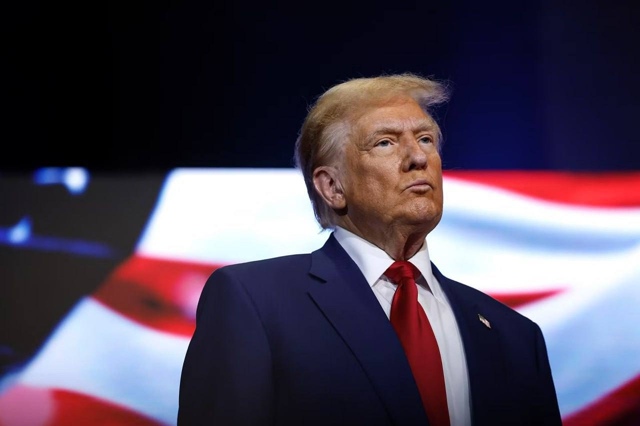 Трамп заявил, что даёт России 10-12 дней для урегулирован...