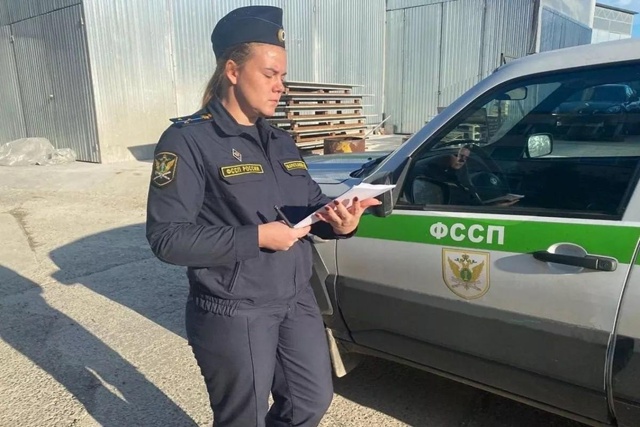 В Сочи снесли незаконную пятиэтажку, притворявшуюся л?...