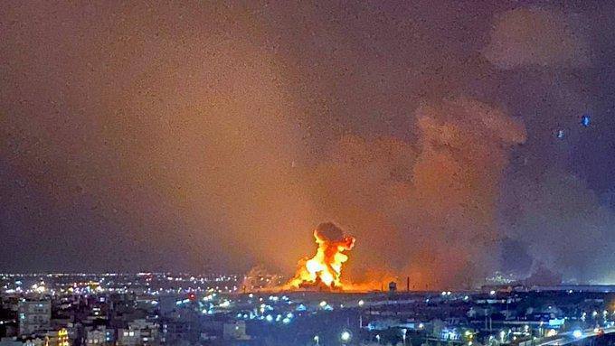 ⚡️⚡️США могут нанести ядерный удар по Ирану уже через несколько часов — стратегические бомбардировщи