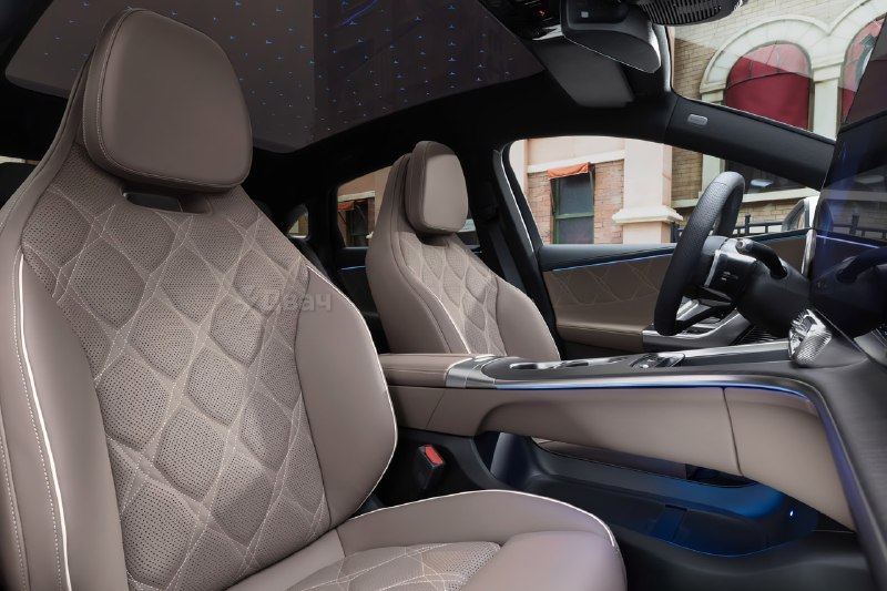 Mercedes-Benz выкатили первый полностью электрический C-Class
Новую «цэшку» называют самой умной та