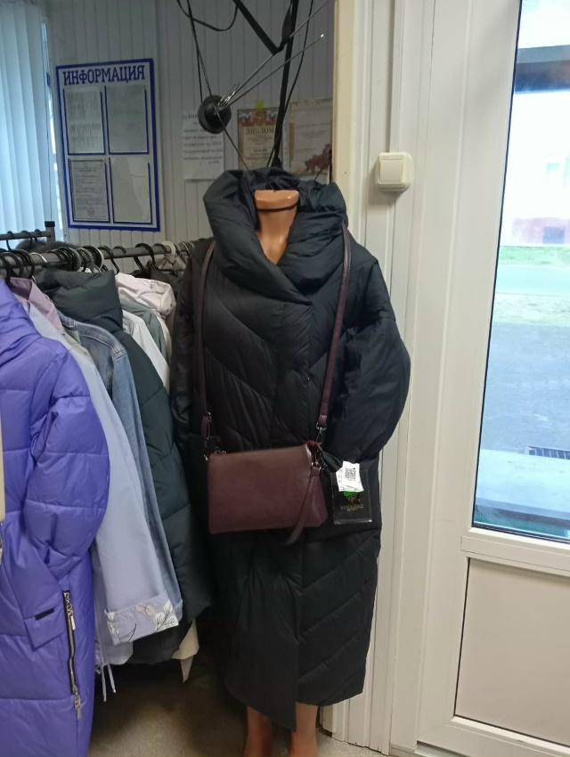 Магазин одежды «ФРЕГАТ» Ленинградская область, Подпор...