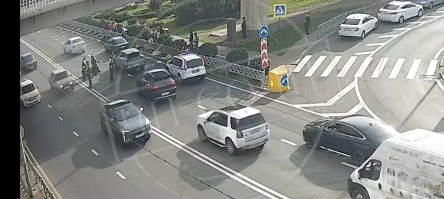 Серьезное ДТП в Сочи: автомобиль сбил пешехода вне пер?...
