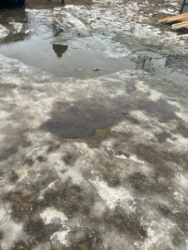 Опять все течёт
Что ждём?