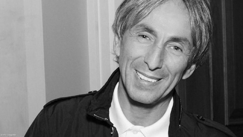 🪦 Бизнесмен и бывший сенатор Умар Джабраилов покончил с собой в гостинице в Москве
Джабраилова нашл