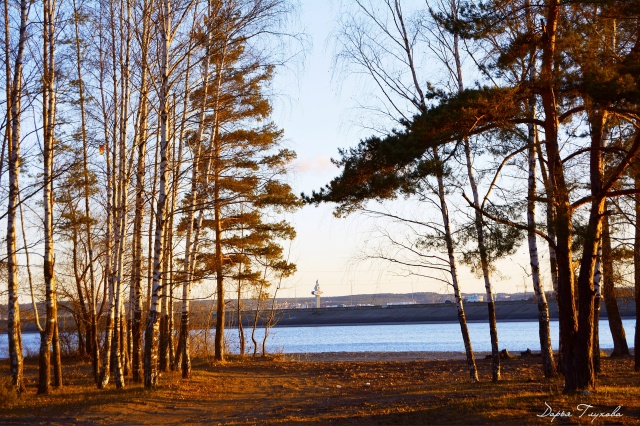 В любое время года, суток, при любой погоде, люди находя...