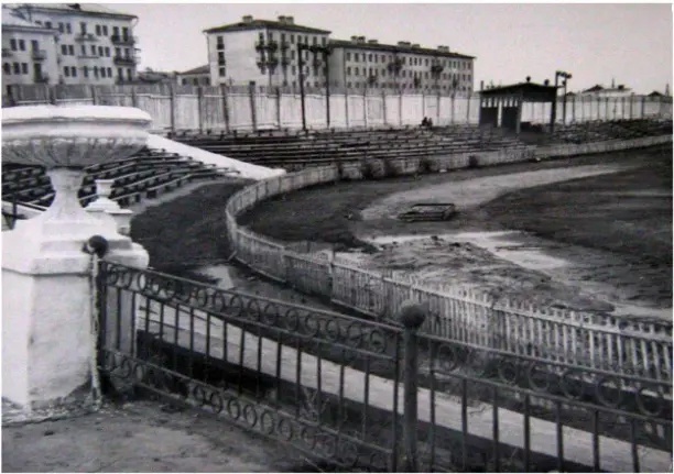 Август 1953 года — в Орске торжественно открыли стадион ...
