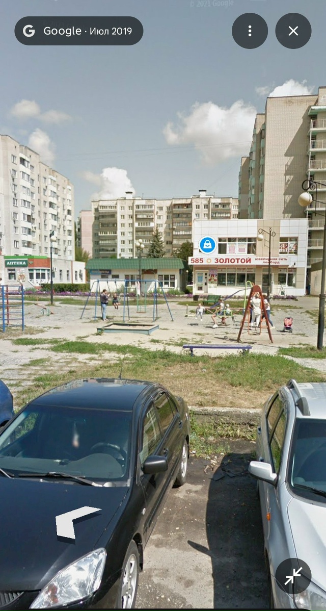 На фото 6 лет разницы…