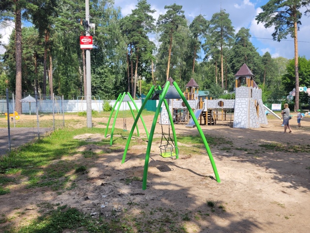 ⚡ В парке Дегтярева
Новая площадка и качели. Анонимно