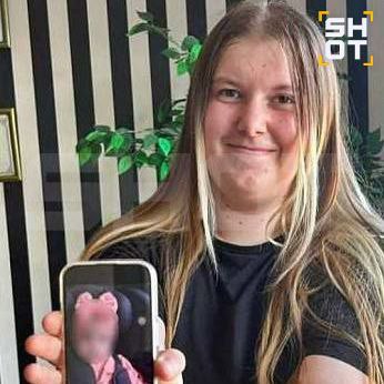 В Турции после 9 месяцев тюрьмы освобождена 19-летняя ро...