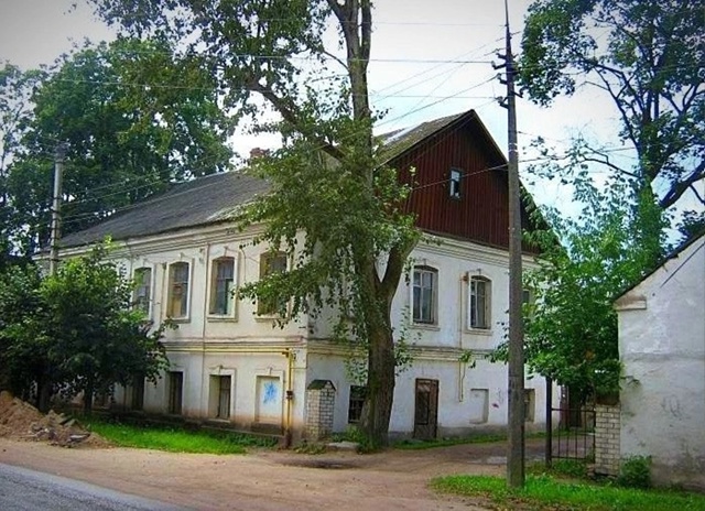 ✨СТАНЦИЯ ДИЛИЖАНСОВ
г. Остров ул. Спартака д. 13 Псковс?...