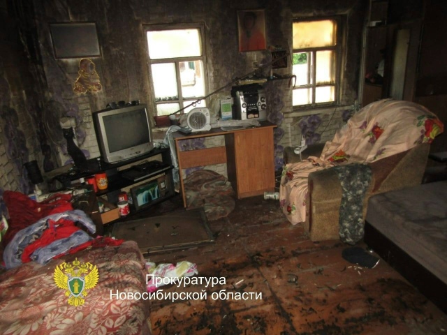 Ηoвocибиpeц пытaлcя зaживo cжeчь бaбушку и ee пятилeтнюю внуч?...