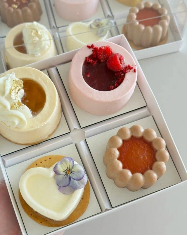 Не за горами самый нежный добрый праздник🌹 День мамы??...